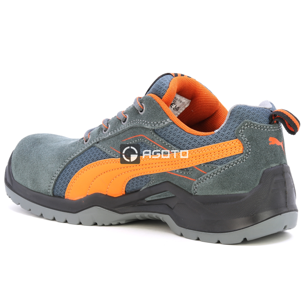 részlet PUMA Omni Orange low S1P munkavédelmi cipő