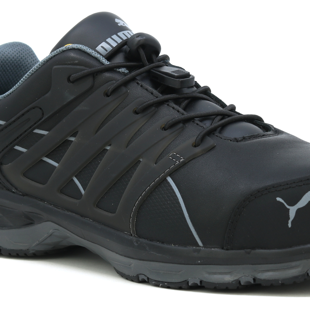 részlet PUMA Velocity 2.0 black low S3 ESD HRO munkavédelmi cipő