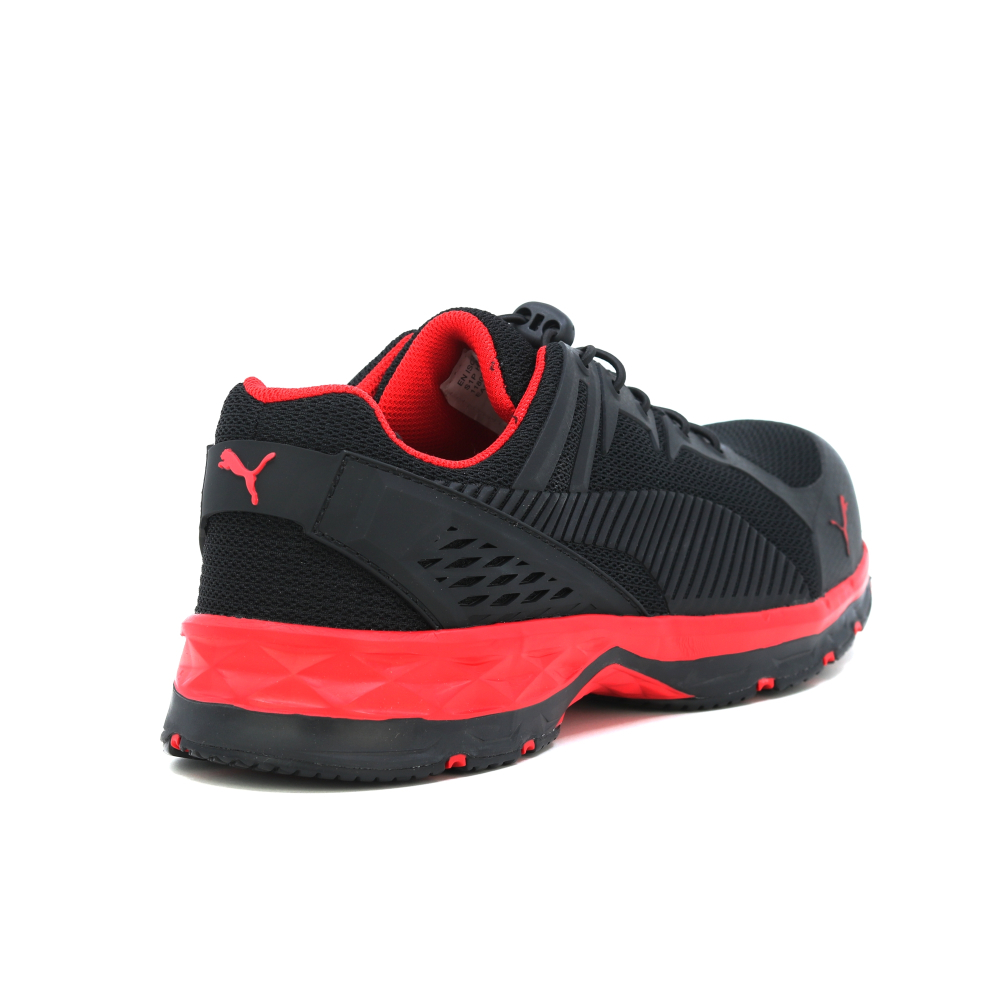 részlet PUMA Fuse Motion 2.0 red low S1P ESD HRO munkavédelmi cipő