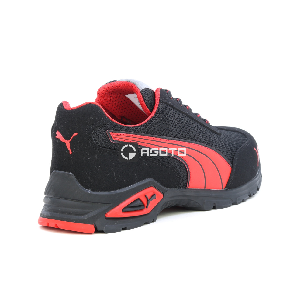 részlet PUMA Madrid Low S1P munkavédelmi cipő
