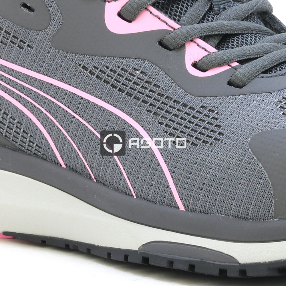 részlet PUMA Celerity S1P ESD munkavédelmi félcipő szürke, könnyű, kényelmes és légátere