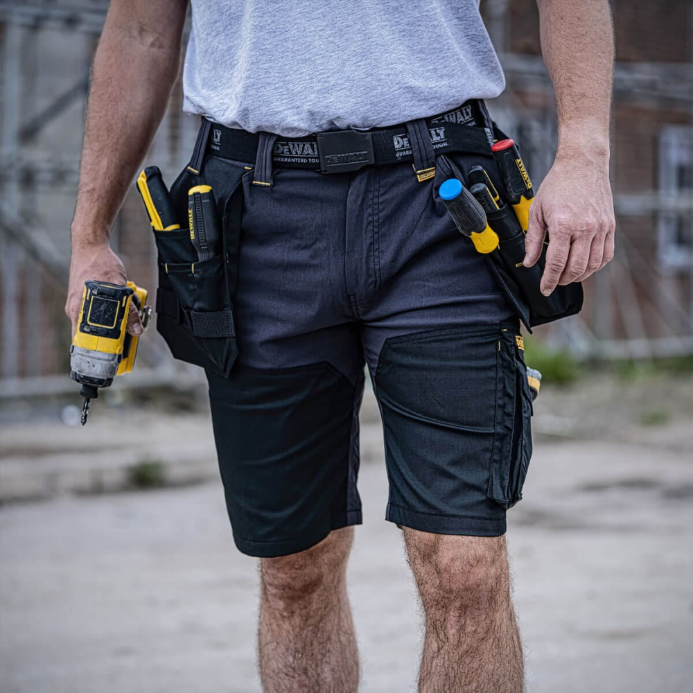 részlet DEWALT Hamden Stretch šedé pánské pracovní kraťasy
