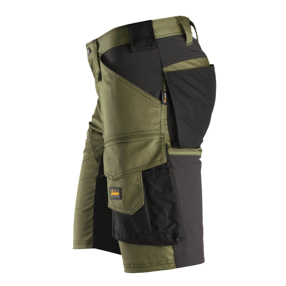 részlet SNICKERS AllroundWork Stretch khaki férfi rövidnadrág