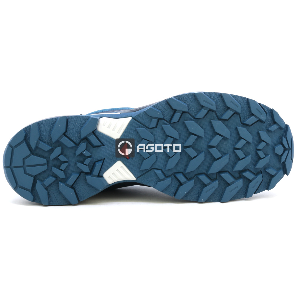 részlet SALOMON X Ultra 360 GTX Carbon trekking cipő