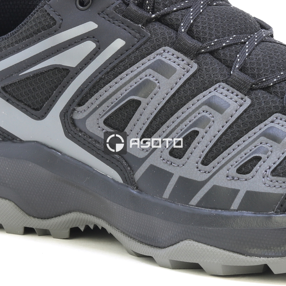 részlet SALOMON Exterga black trekking cipők