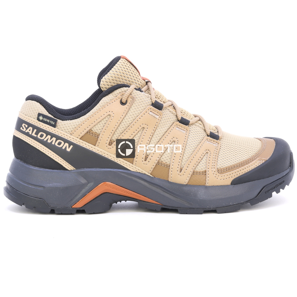 részlet SALOMON X-Adventure Recon GTX membrán Gore-Tex® trekking cipők
