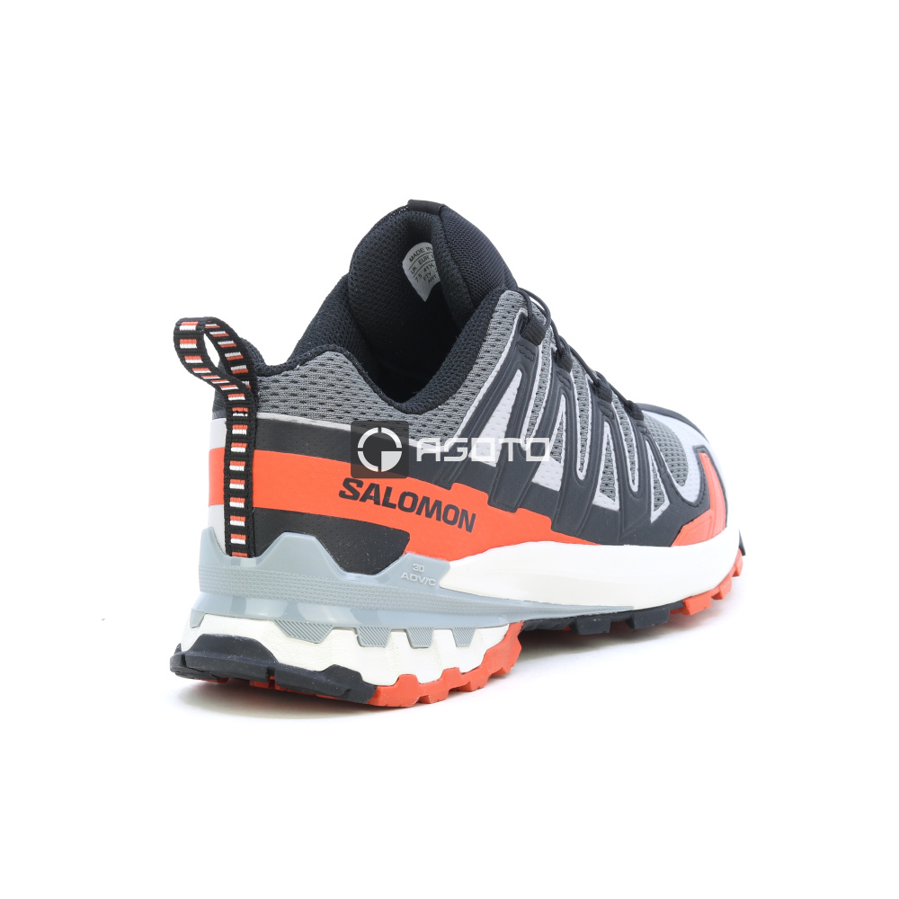 részlet SALOMON XA PRO 3D V9 Clrock trekking cipők