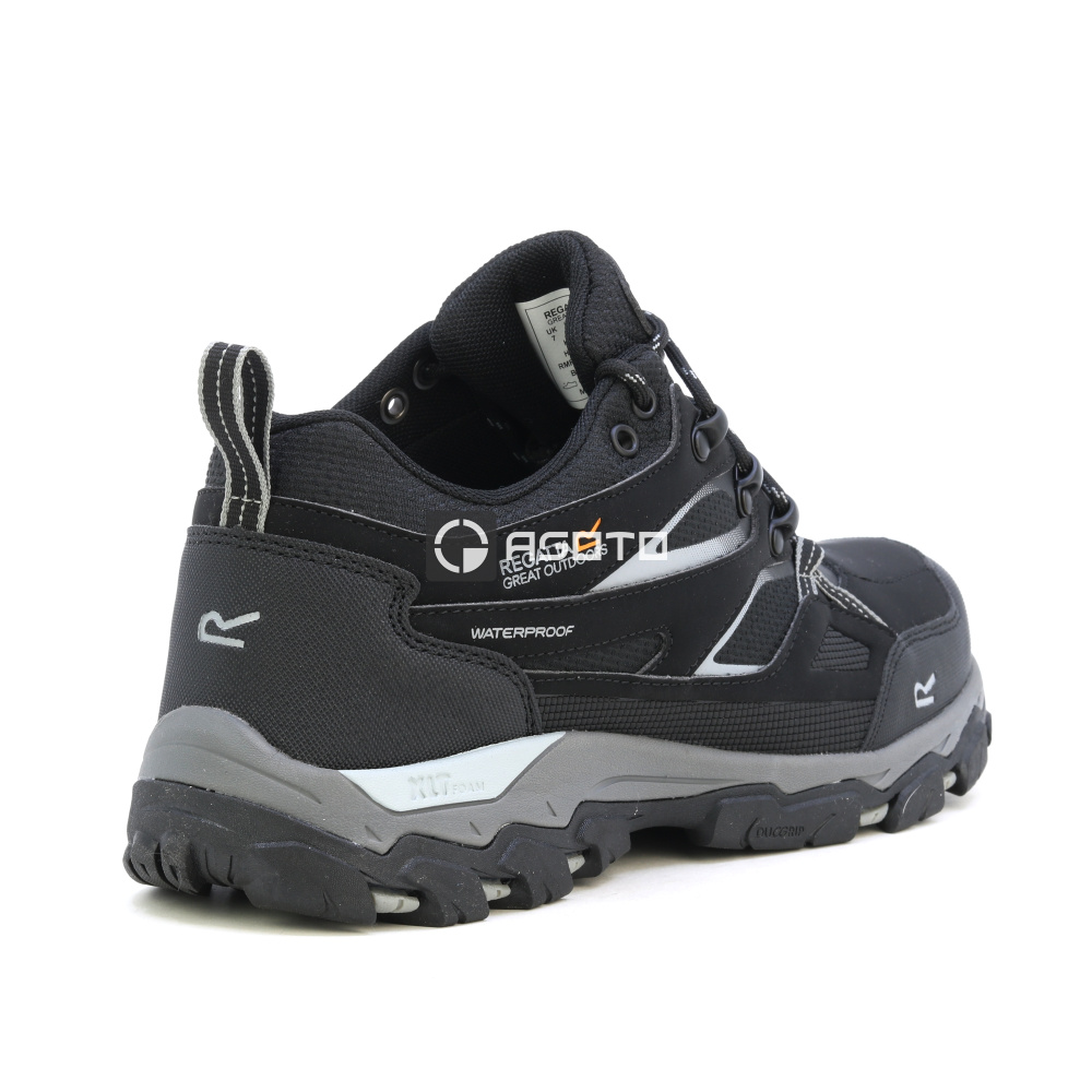 részlet REGATTA Holcombe III Low ISOTEX membrane trekking cipők