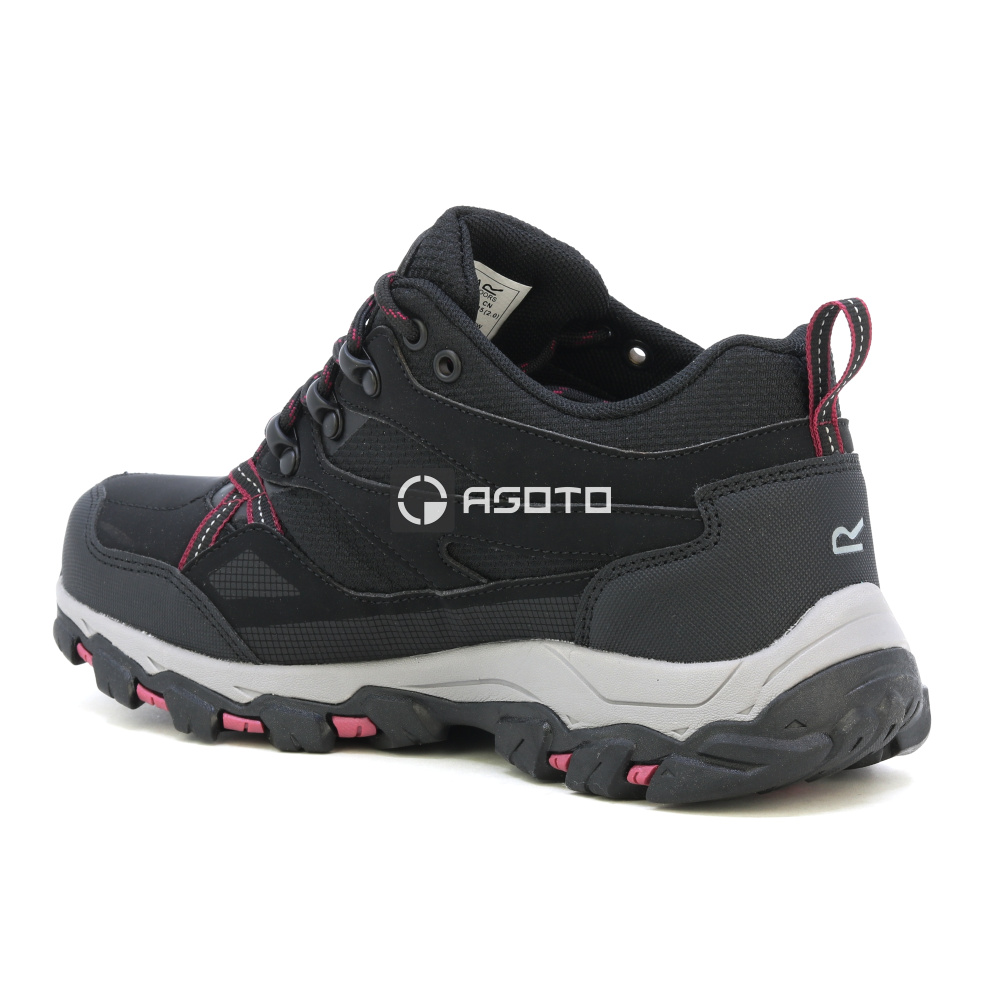 részlet REGATTA Holcombe III Low Isotex membrane trekking cipők