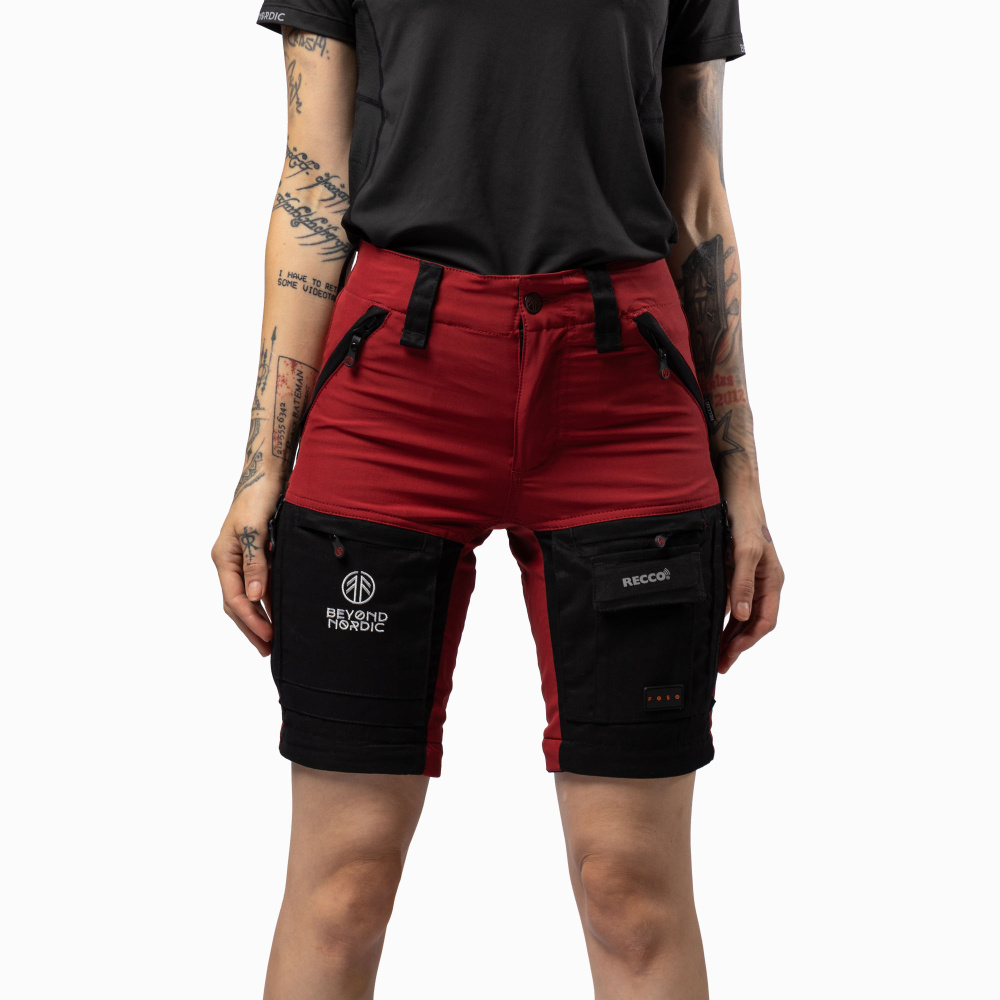 részlet Beyond Nordic Sweden Zip-Off Teflon EcoElite® női túranadrág