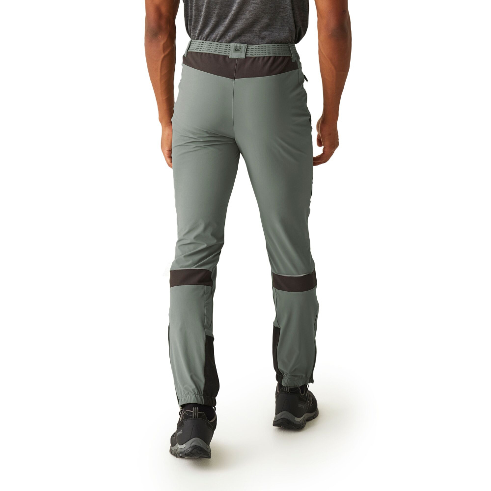 részlet REGATTA Mountain Trs III túranadrág