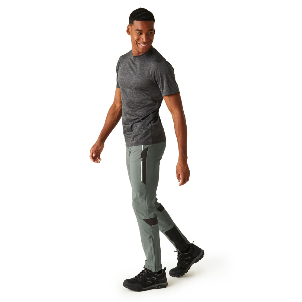 részlet REGATTA Mountain Trs III túranadrág