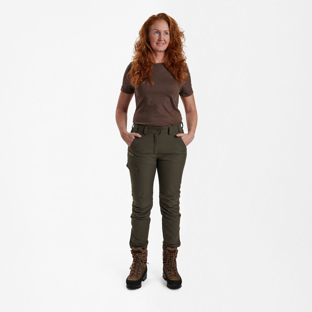 részlet Deerhunter Lady Ann Extreme olívzöld női outdoor nadrág membránnal