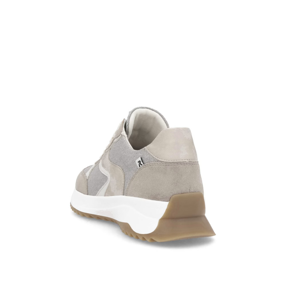 részlet RIEKER W1307-60 női cipő