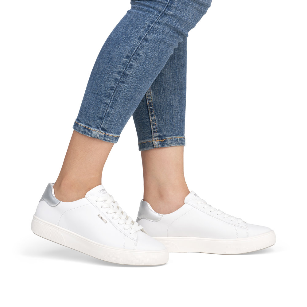 részlet RIEKER Remonte D2J00-80 női cipő