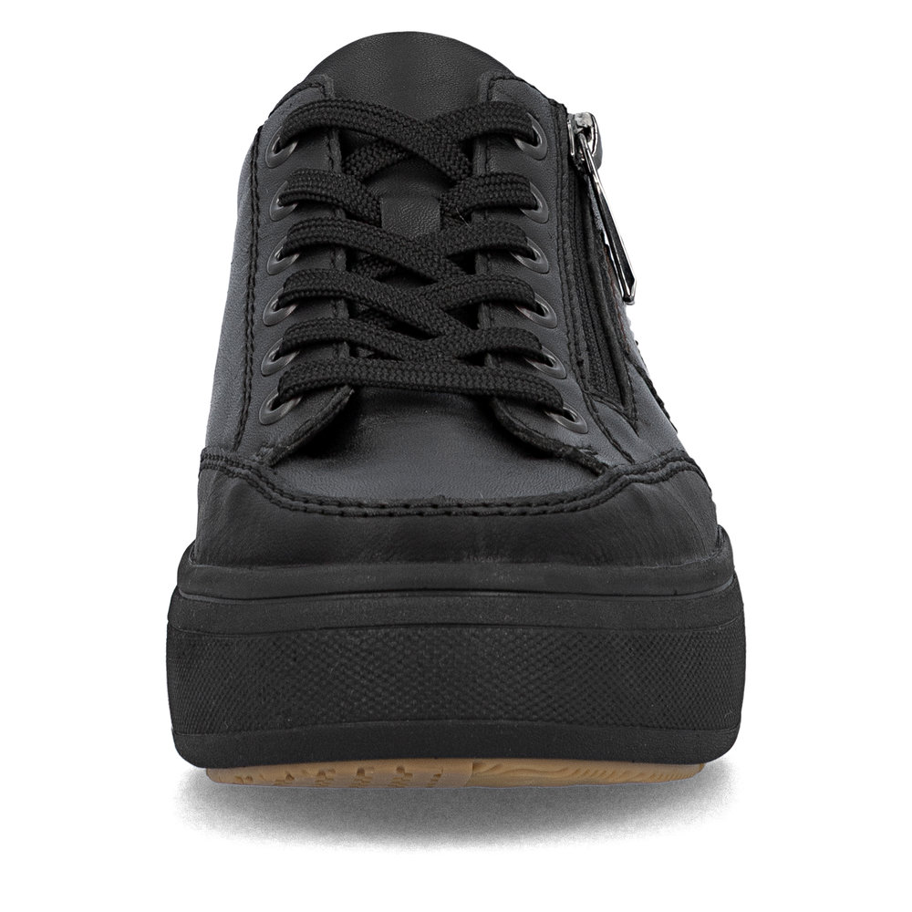 részlet RIEKER M7711-00 női cipő