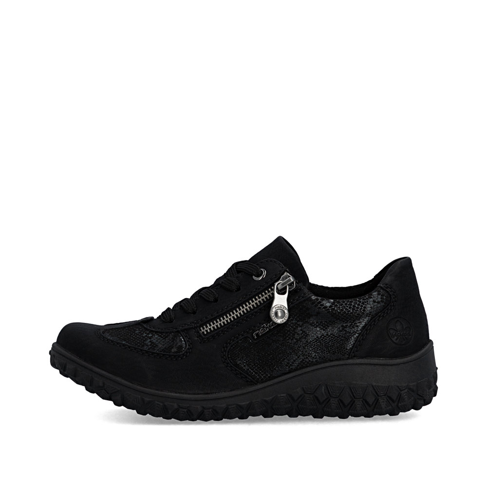 részlet RIEKER 59501-00 fekete női modern és kényelmes félcipő mintával