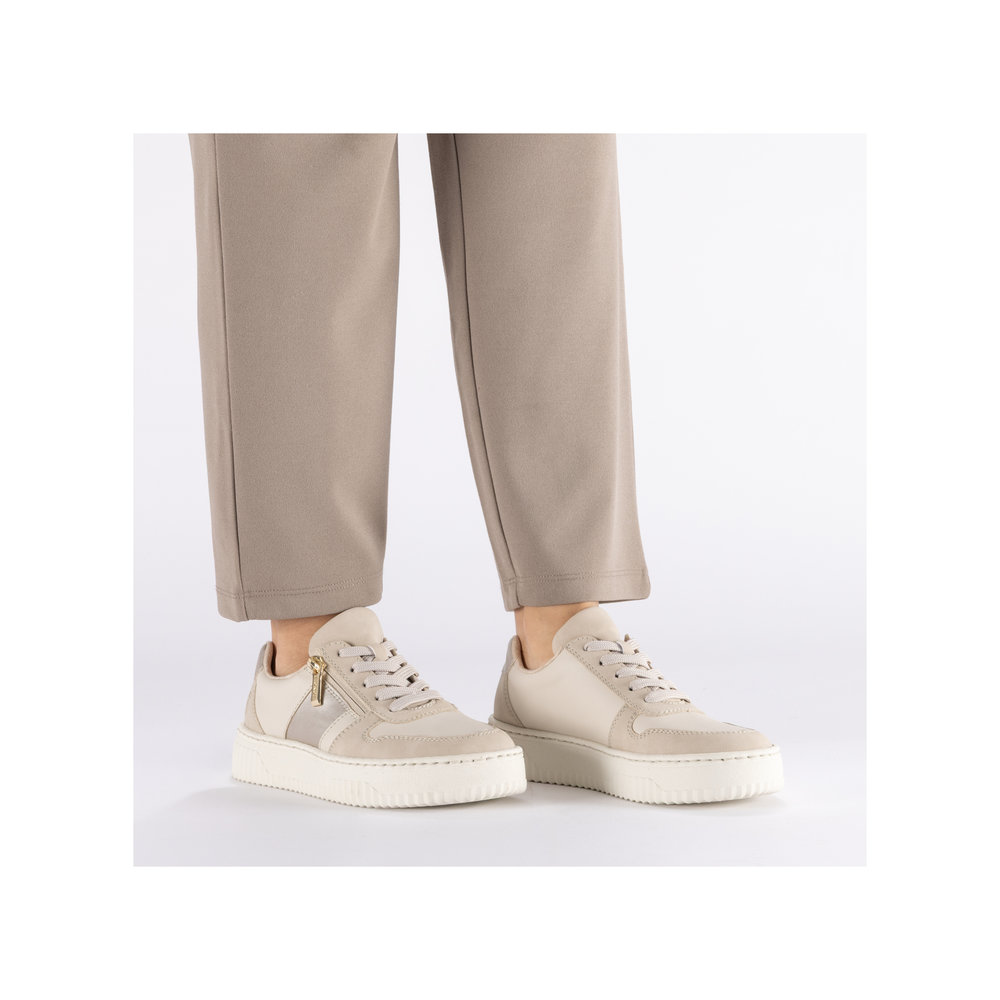 részlet RIEKER N9909-60 bézs női sneaker cipő Antistress technológiával