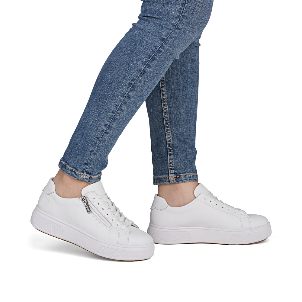 részlet RIEKER M7701-80 fehér női bőr sneaker Antistress technológiával
