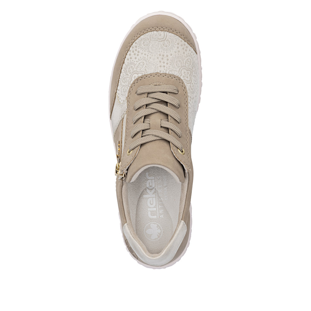 részlet RIEKER 59502-62 bézs női sneaker Antistress talppal