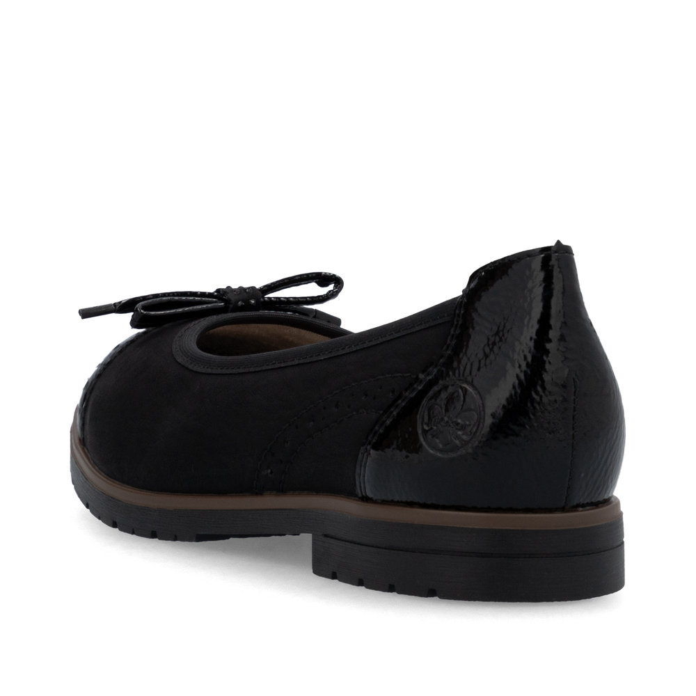részlet RIEKER 45358-00 fekete női modern balerina cipő, minden outfithez illő