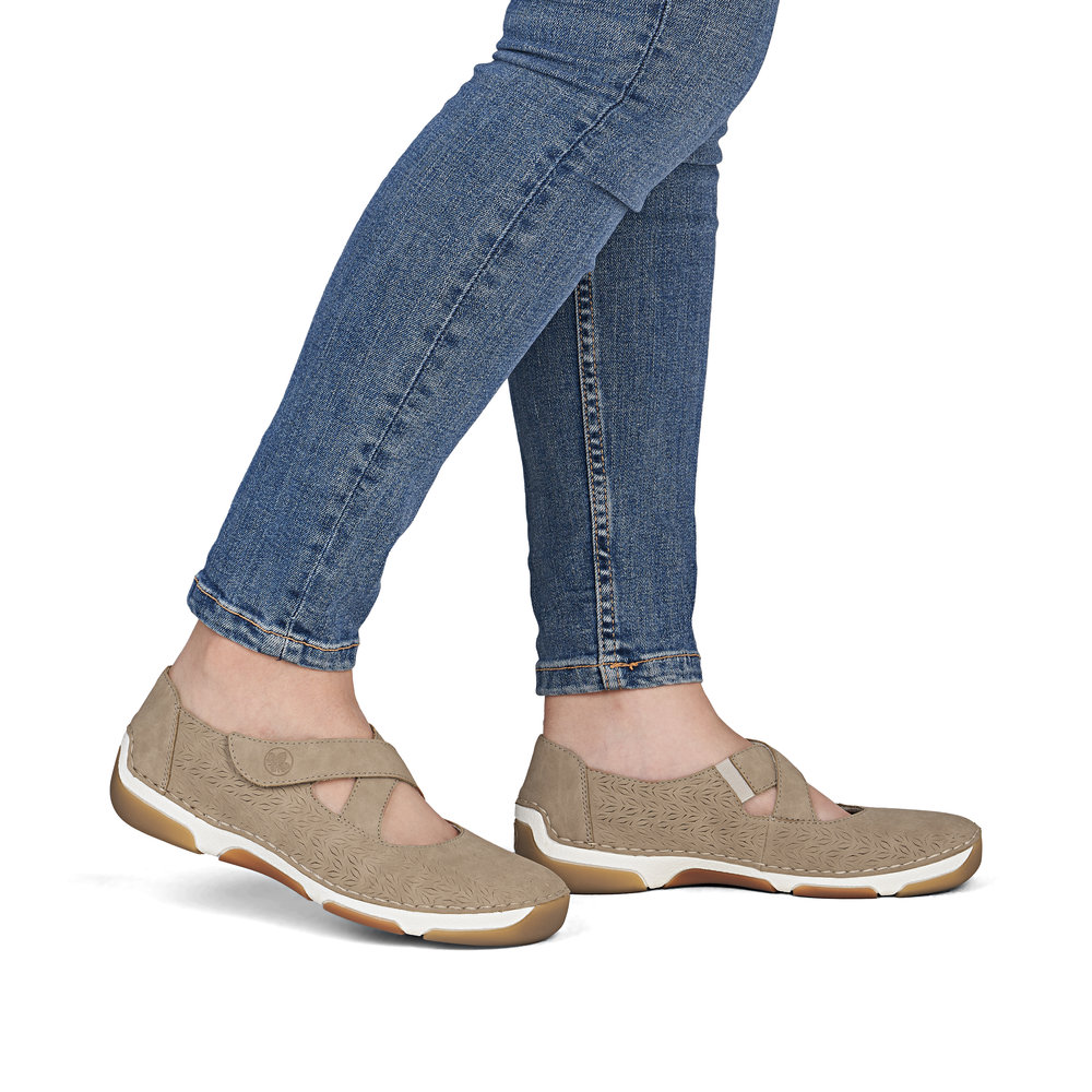 részlet RIEKER 55958-20 bézs női balerina meleg nyári napokra, Antistress