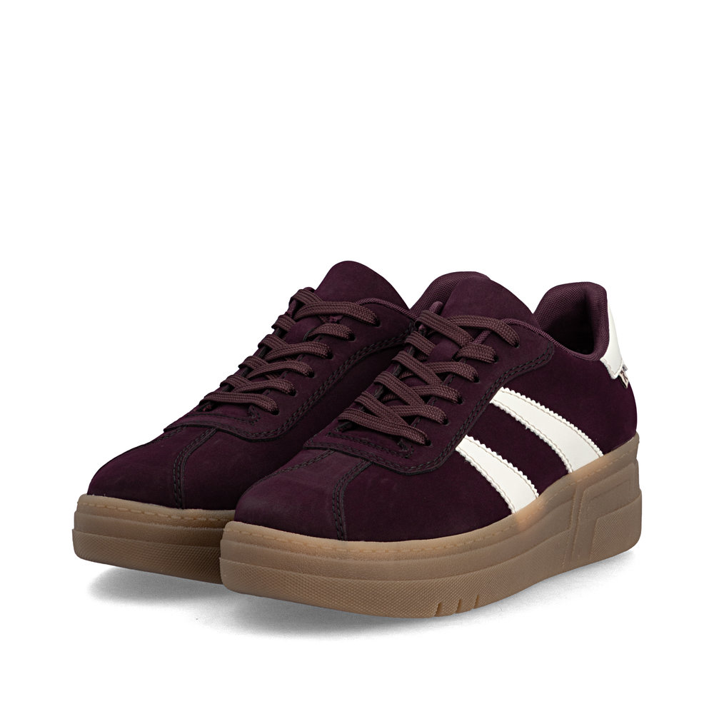 részlet RIEKER M7601-30 bordó női platformos sportcipő 3 cm-es platformmal, modern és ké