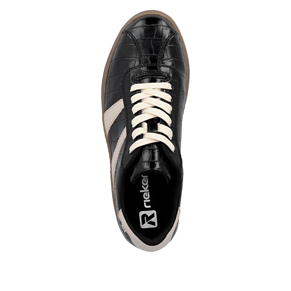 részlet RIEKER M7601-00 fekete női platformos sportcipő 3 cm-es talppal, modern és kénye