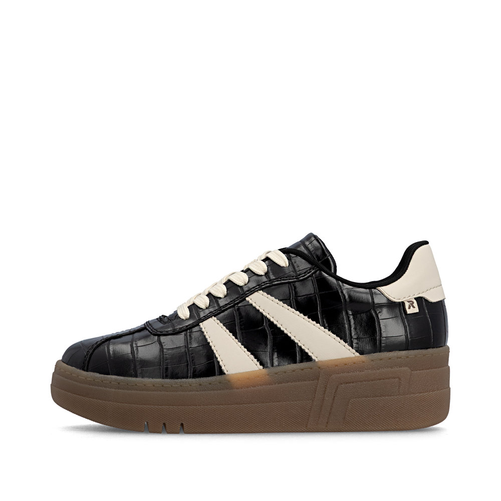 részlet RIEKER M7601-00 fekete női platformos sportcipő 3 cm-es talppal, modern és kénye