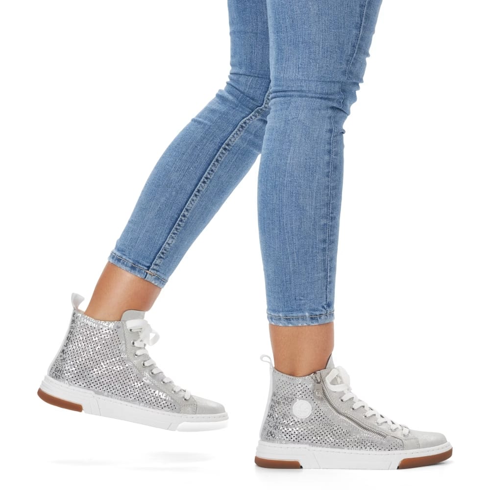 részlet RIEKER N3945-40 női bokacipő