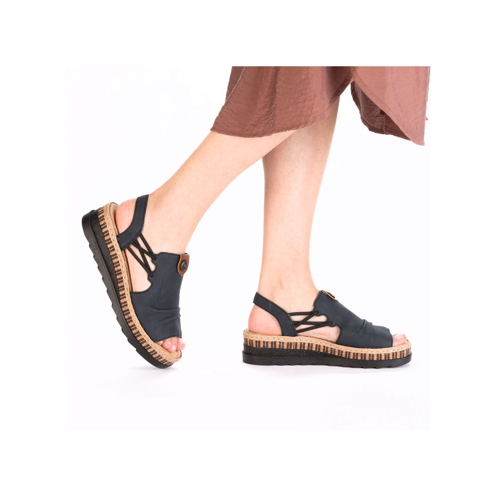 részlet RIEKER V7972-14 női szandál