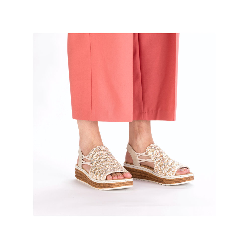 részlet RIEKER 62741-60 női szandál