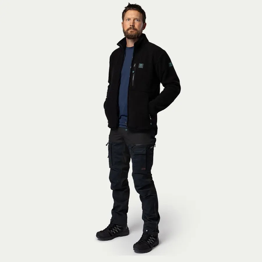 részlet Beyond Nordic Sweden Teddy férfi dzseki