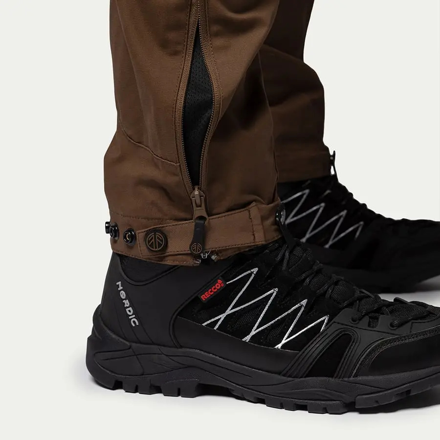 részlet Beyond Nordic Sweden Teflon EcoElite® RECCO túranadrág