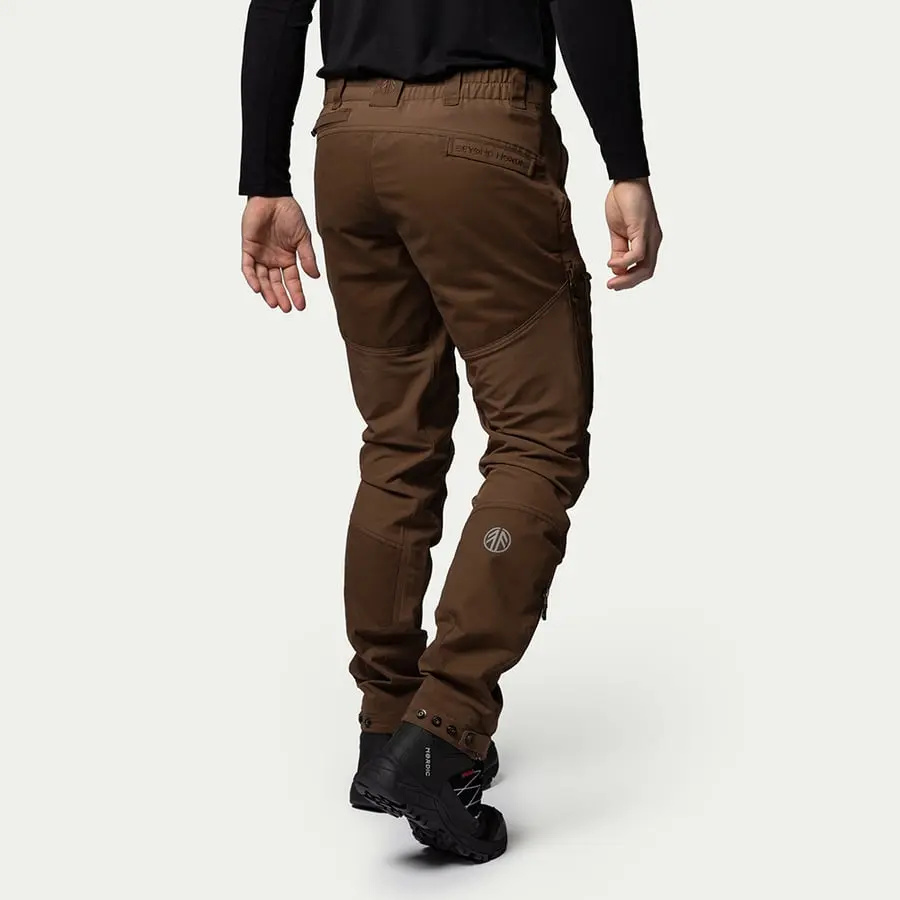 részlet Beyond Nordic Sweden Teflon EcoElite® RECCO túranadrág