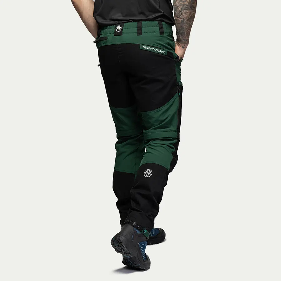 részlet Beyond Nordic Sweden Zip-Off Teflon EcoElite® túranadrág