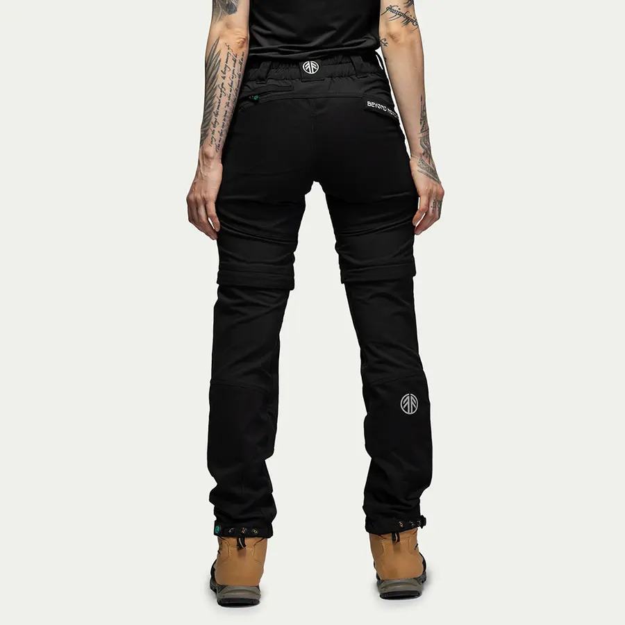 részlet Beyond Nordic Sweden Zip-Off 2v1 Teflon EcoElite® női túranadrág
