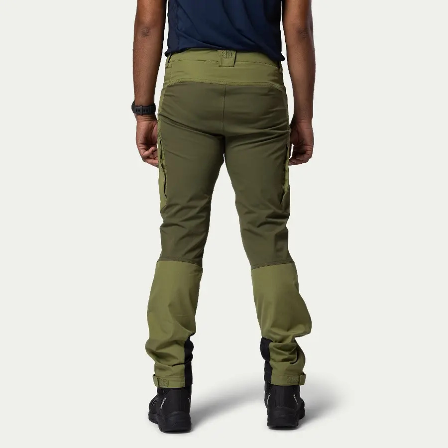 részlet Beyond Nordic Sweden férfi zöld outdoor nadrág stretch kényelmes vízlepergető