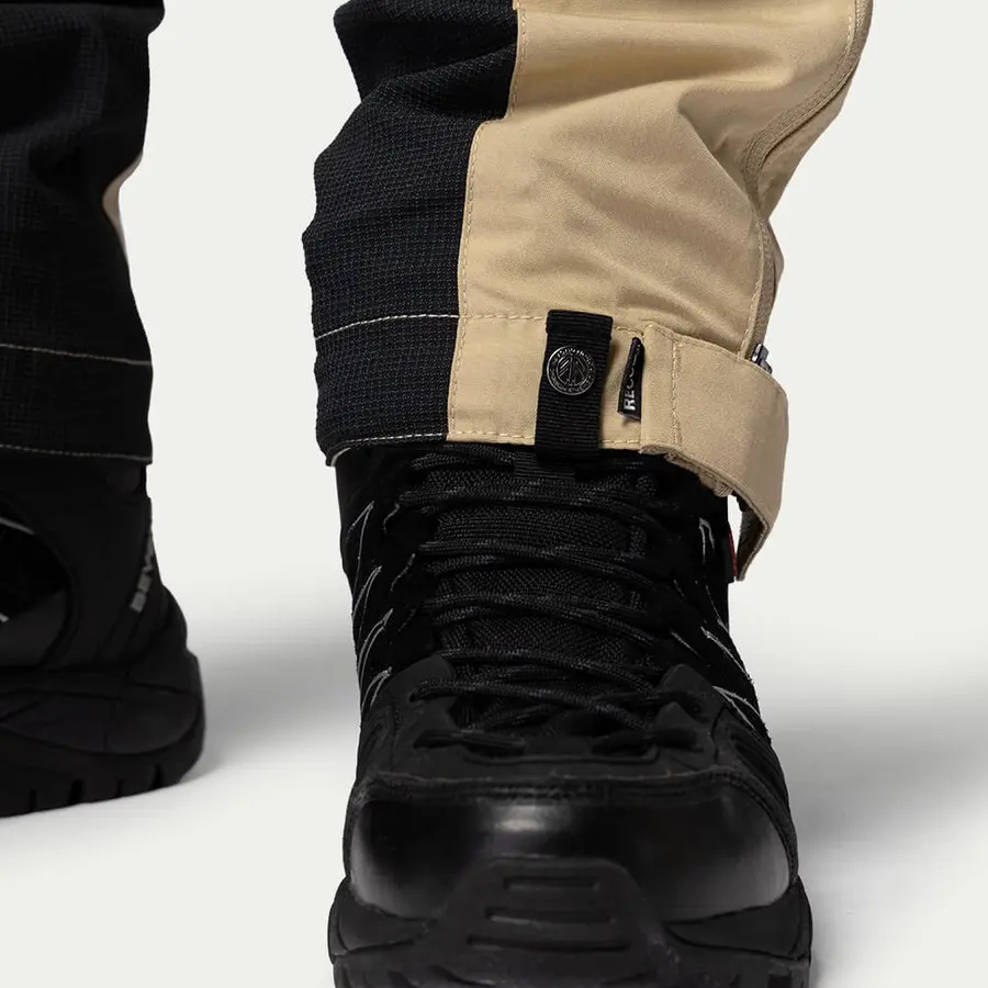 részlet Beyond Nordic Sweden női bézs outdoor nadrág stretch kényelmes vízlepergető