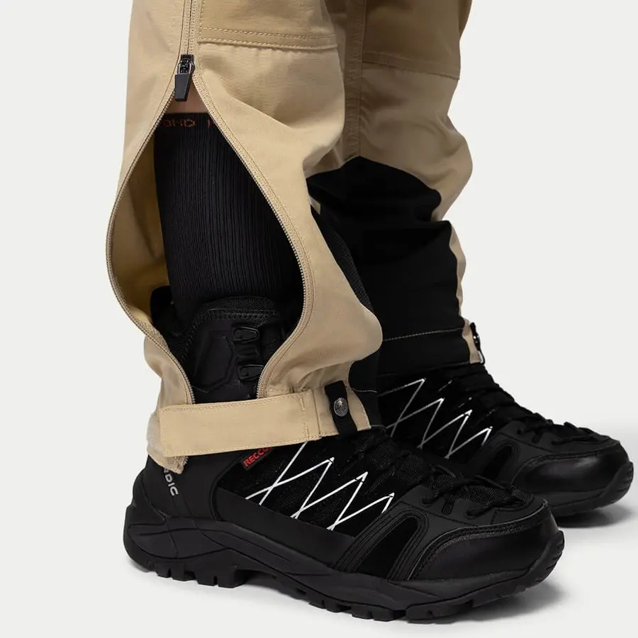 részlet Beyond Nordic Sweden női bézs outdoor nadrág stretch kényelmes vízlepergető