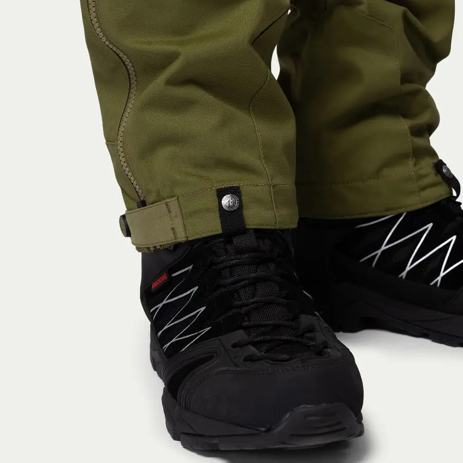 részlet Beyond Nordic Sweden férfi zöld outdoor nadrág stretch kényelmes vízlepergető