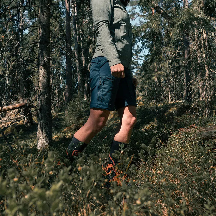 részlet Beyond Nordic Sweden Zip-Off kék női 2 az 1-ben outdoor nadrág Teflon EcoElite®