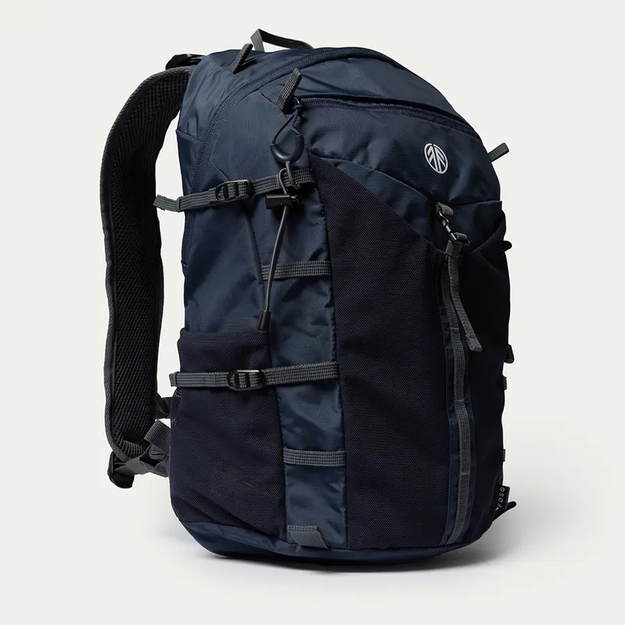 részlet Beyond Nordic Sweden BN503 fekete férfi outdoor hátizsák 20L