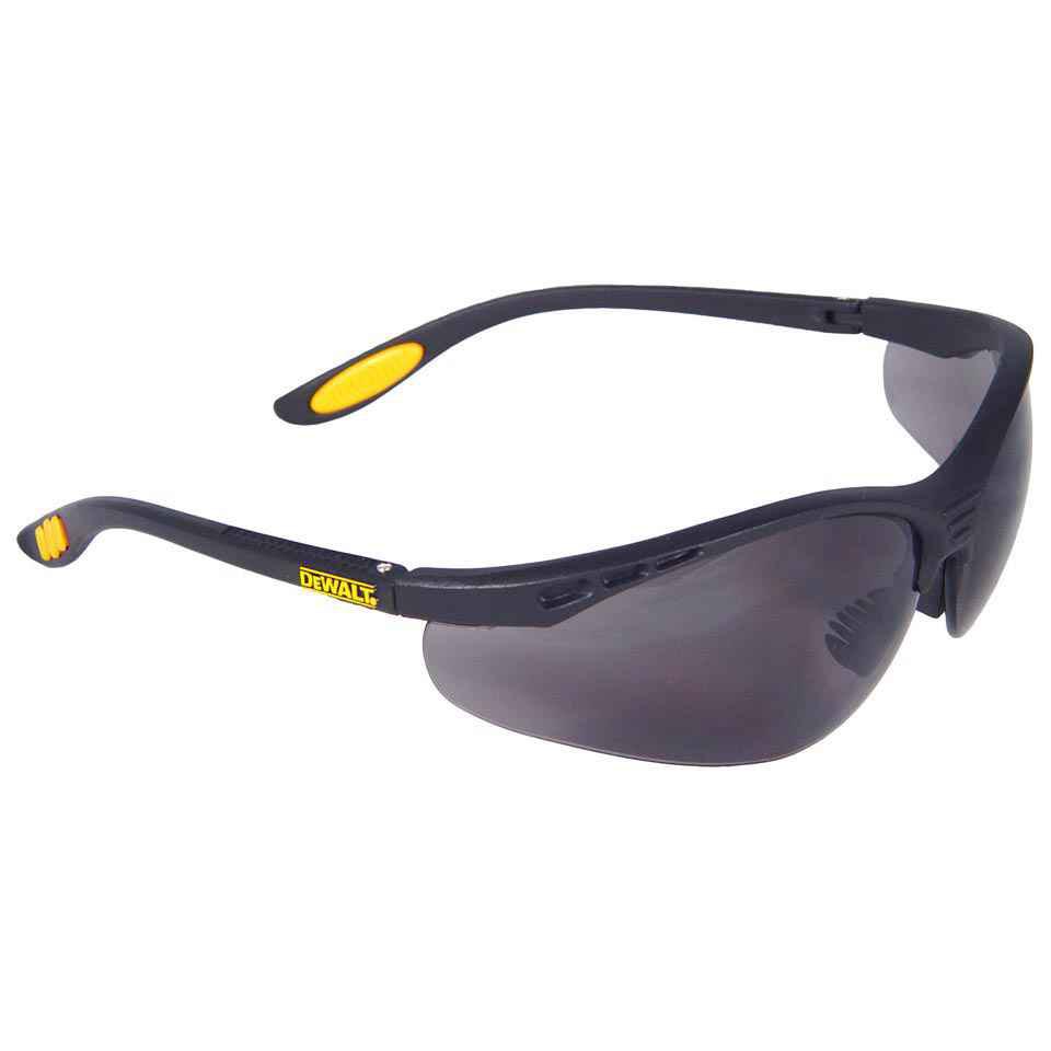 részlet DEWALT DPG58-2D Reinforcer brýle kouřové