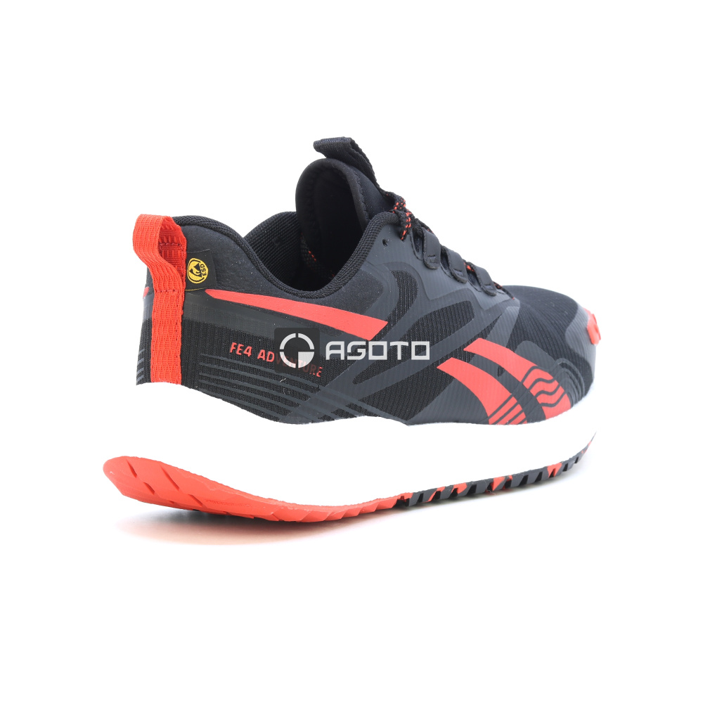 részlet REEBOK Adventure IB3610 S3 munkavédelmi cipő
