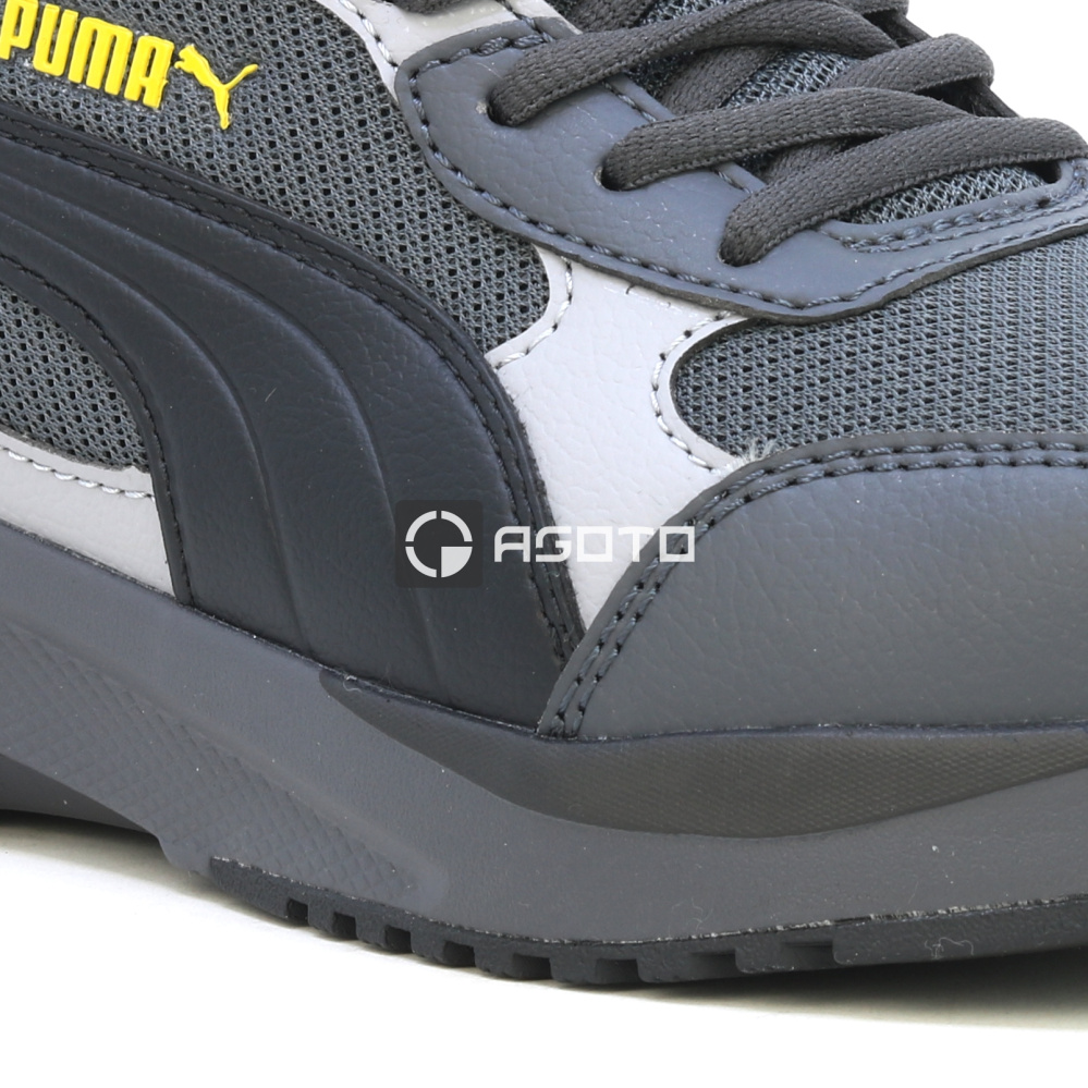 részlet PUMA Shift S1P Low szürke férfi munkavédelmi cipő, könnyű, puha lépéskomforttal