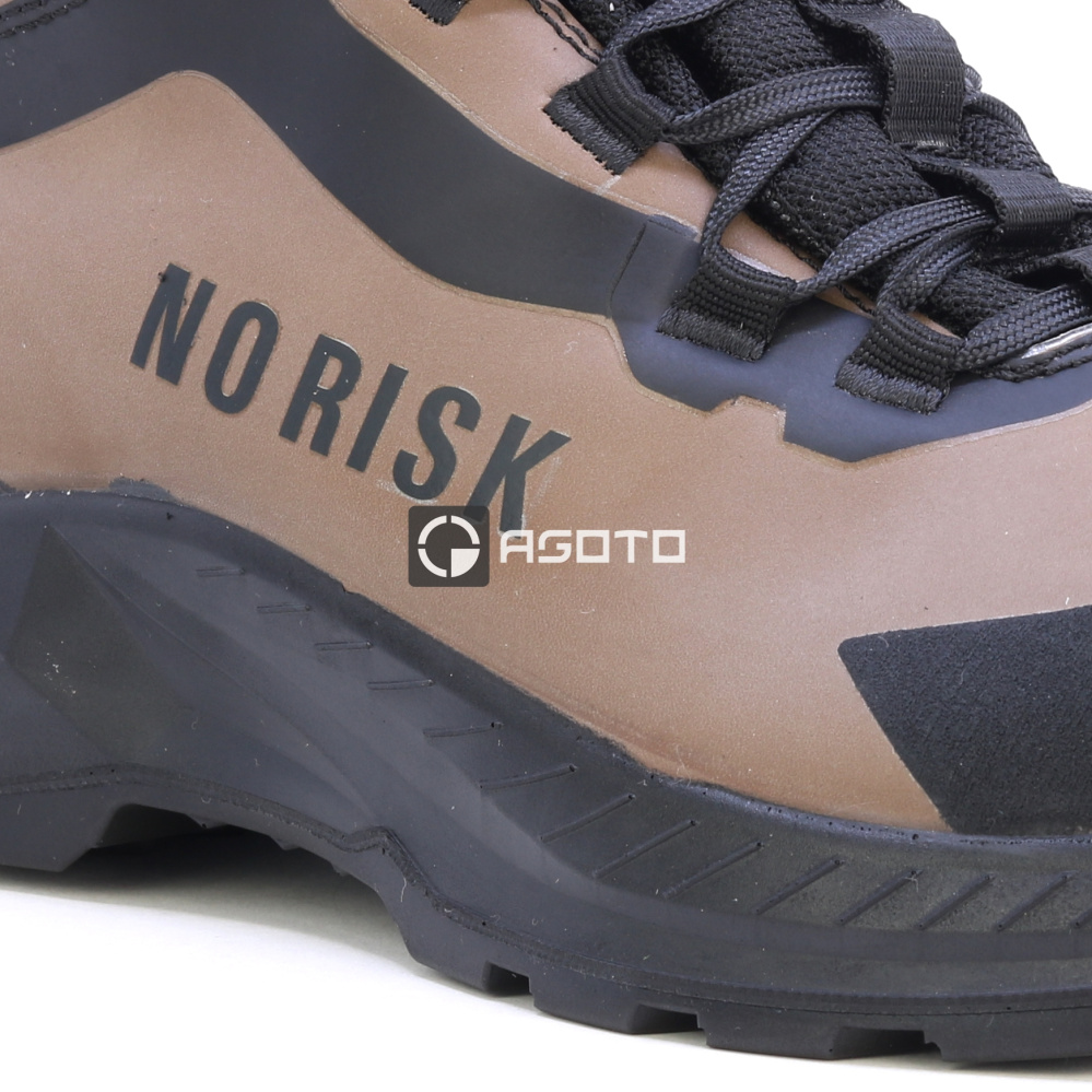 részlet NORISK X-TREME Mid S3 munkavédelmi bakancs